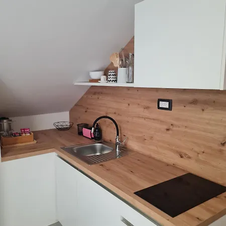 Aurora Apartament *
